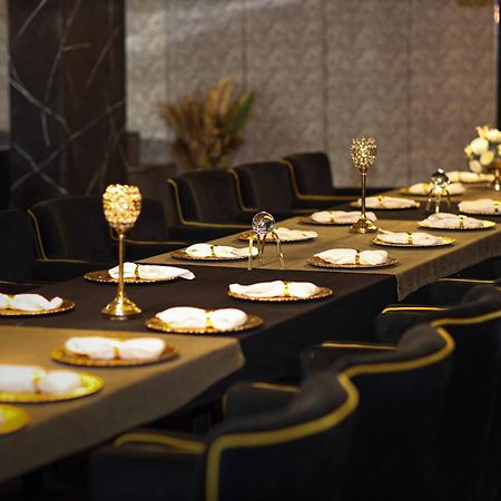 Hotel Prive Печ Экстерьер фото