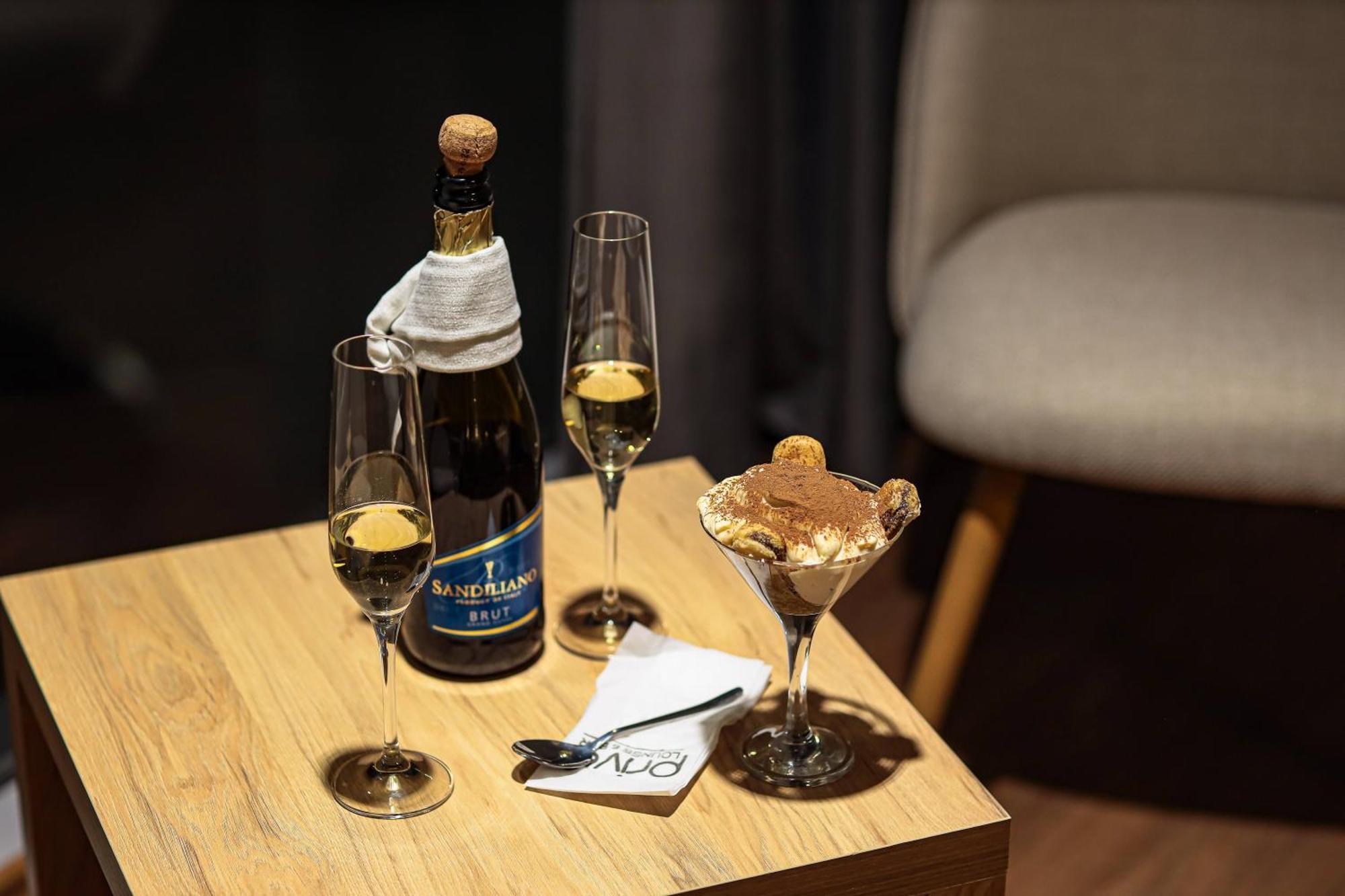Hotel Prive Печ Экстерьер фото