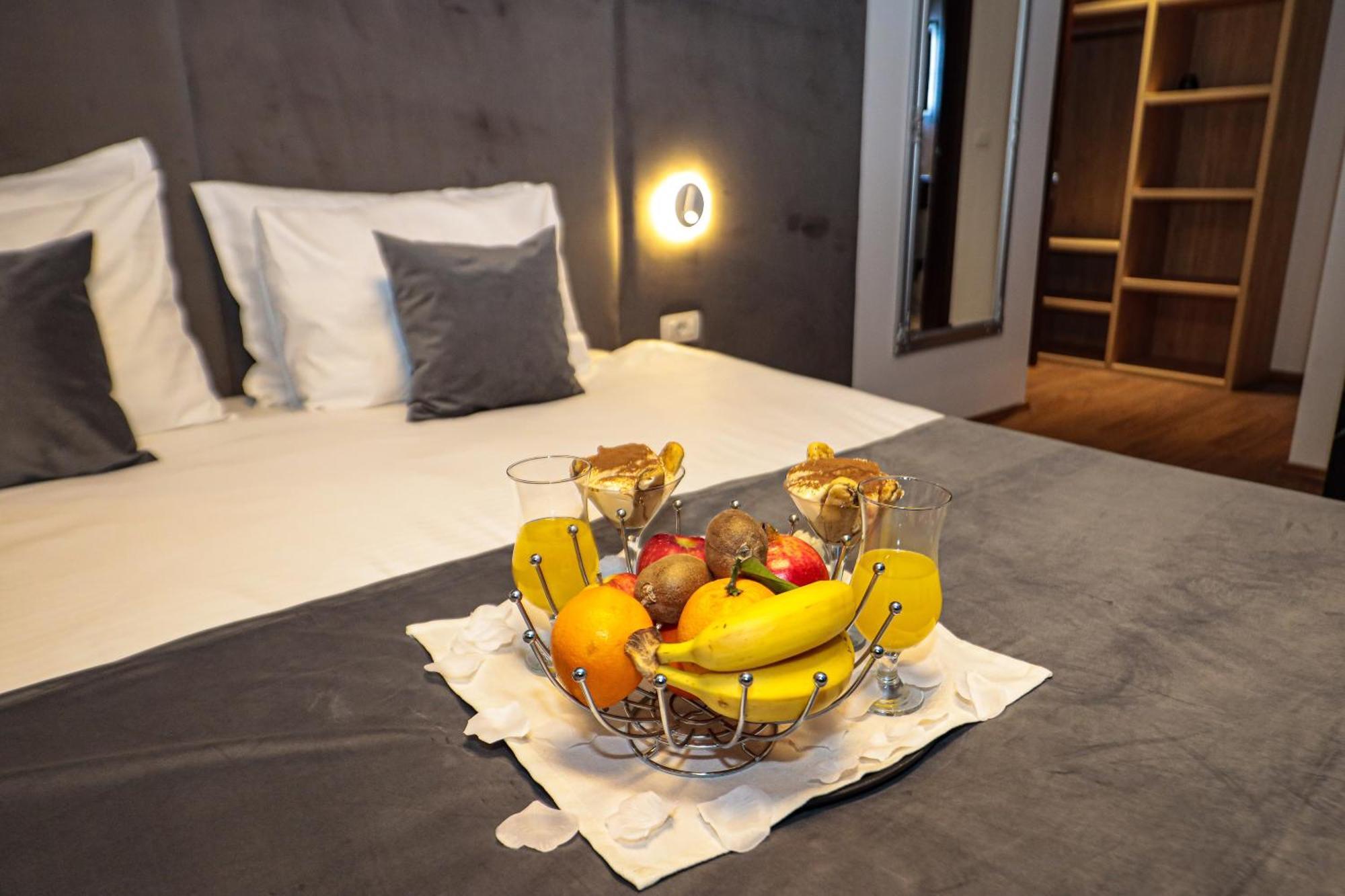 Hotel Prive Печ Экстерьер фото