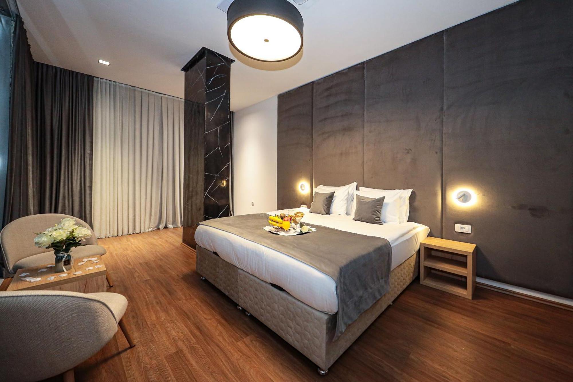 Hotel Prive Печ Экстерьер фото