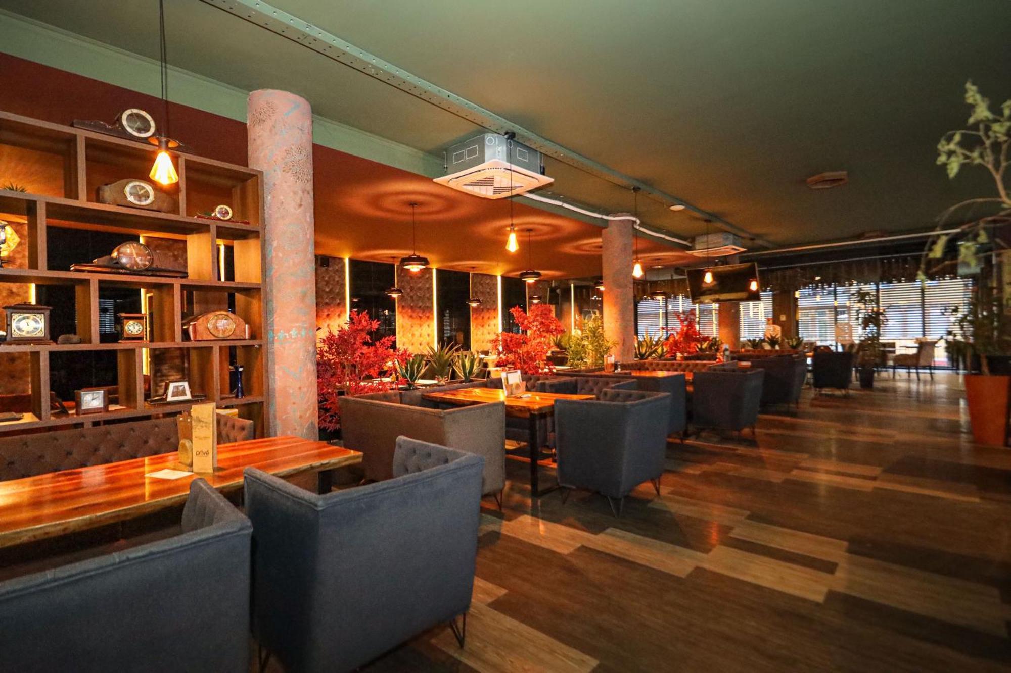 Hotel Prive Печ Экстерьер фото