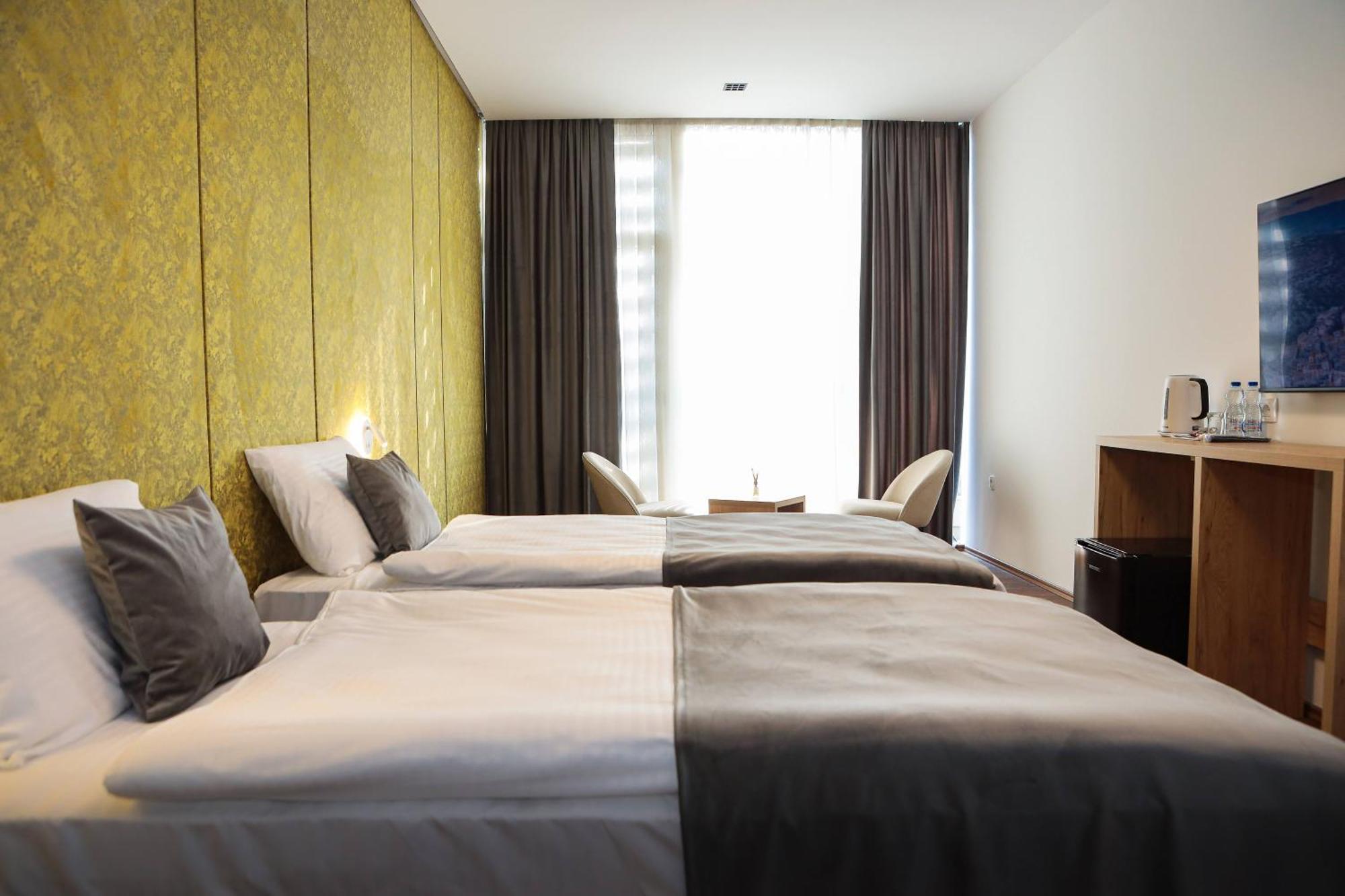 Hotel Prive Печ Экстерьер фото